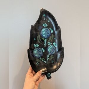Hand-Painted Black Leaf-Shaped Decorative Tray